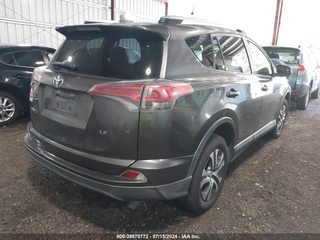 Toyota RAV4 LE 2016 JTMZFREV0GJ081729 Image 4