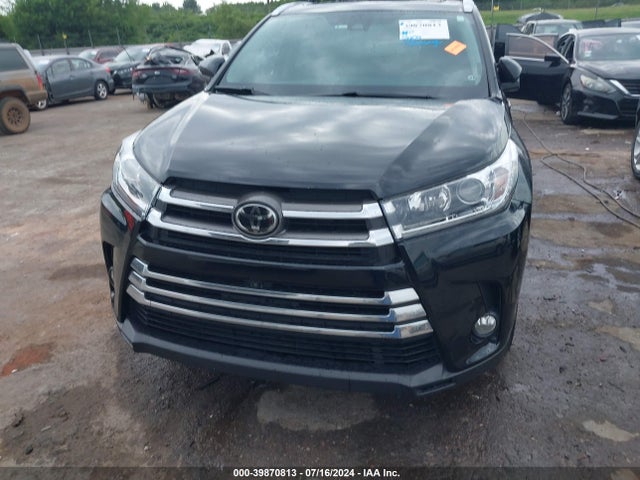 Toyota Highlander Limited Platinum 2018 5TDDZRFH0JS825169 Image 12