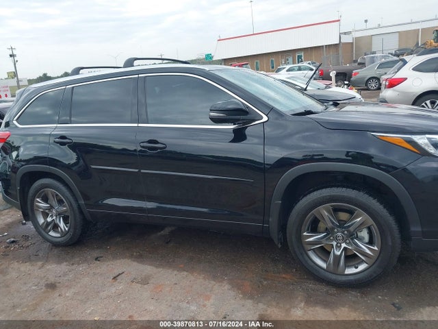 Toyota Highlander Limited Platinum 2018 5TDDZRFH0JS825169 Image 13