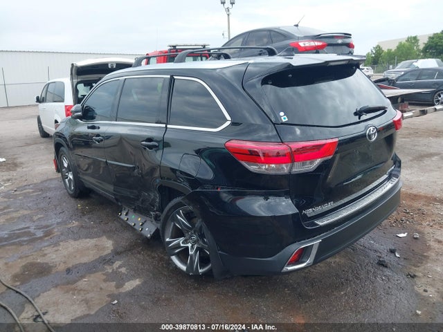 Toyota Highlander Limited Platinum 2018 5TDDZRFH0JS825169 Image 3