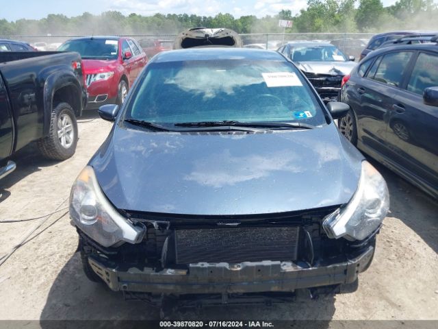 KNAFX4A66G5548644 KIA FORTE LX