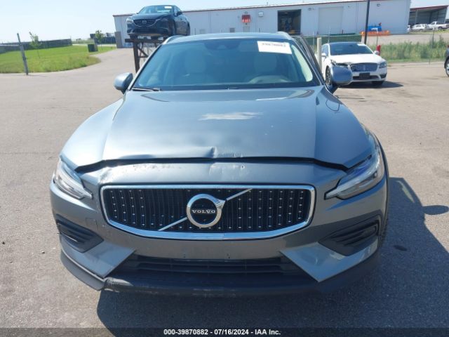 YV4102WK7L1041276 Volvo V60 Cross Country T5