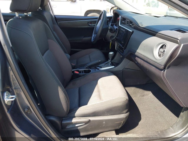 Toyota COROLLA LE 2018 5YFBURHE1JP800850 Image 5