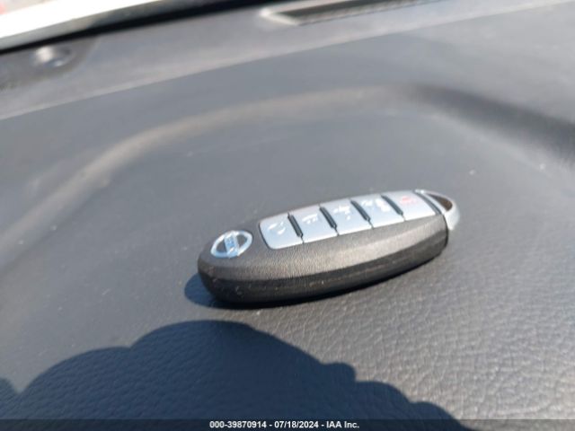 JN8AT2MV0JW354679 Nissan ROGUE SV
