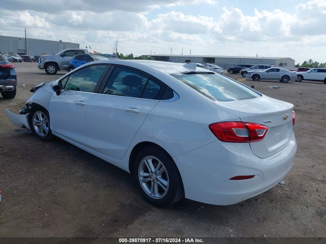 Chevrolet Cruze Lt Auto 2018 1G1BE5SM3J7153657 Image 3