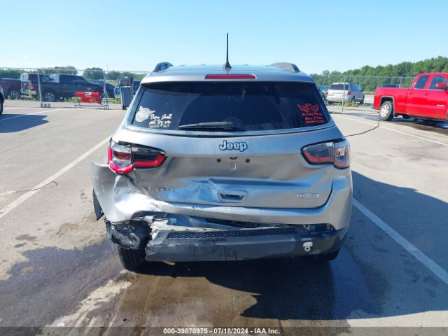 3C4NJDBB1KT731244 Jeep Compass Latitude 4x4