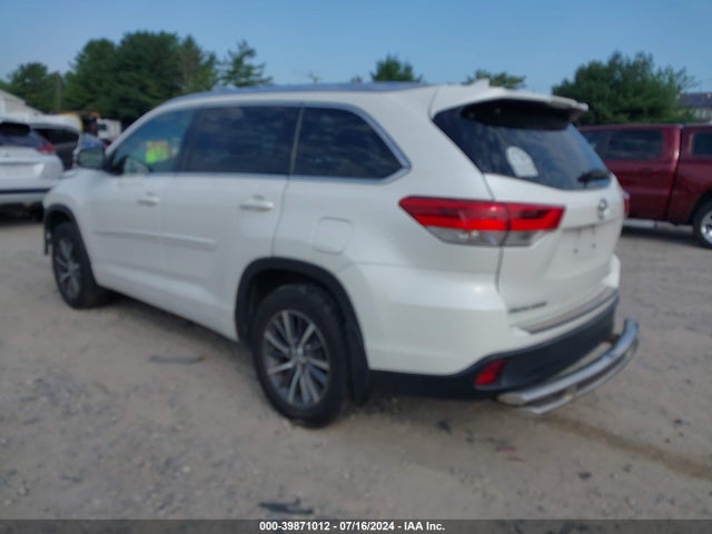 Toyota Highlander Xle 2017 5TDJZRFH7HS513296 Image 3