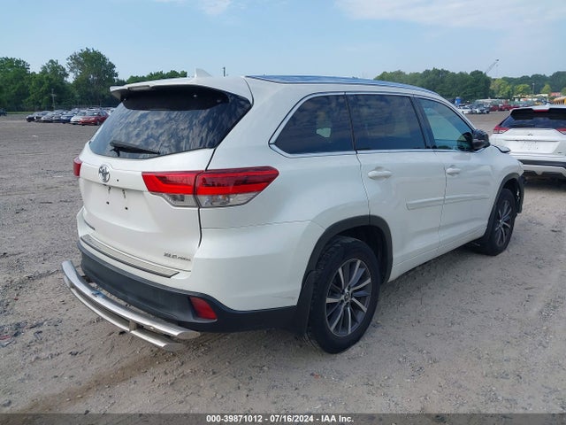 Toyota Highlander Xle 2017 5TDJZRFH7HS513296 Image 4