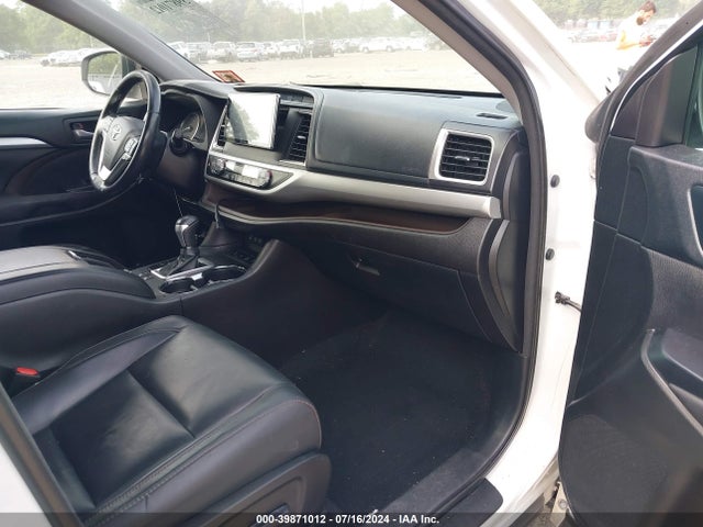 Toyota Highlander Xle 2017 5TDJZRFH7HS513296 Image 5