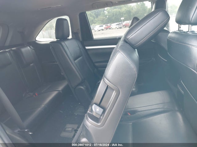 Toyota Highlander Xle 2017 5TDJZRFH7HS513296 Image 8