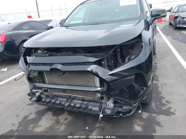 Toyota RAV4 LE 2019 2T3K1RFV3KC006923 Image 13