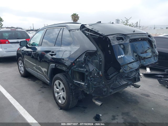 Toyota RAV4 LE 2019 2T3K1RFV3KC006923 Image 3