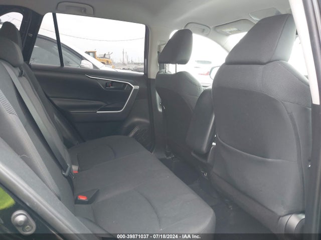 Toyota RAV4 LE 2019 2T3K1RFV3KC006923 Image 8