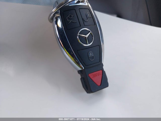 W1NTG4GB9LU029588 Mercedes-Benz Gla 250 4matic