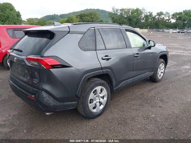 Toyota RAV4 LE 2019 JTMF1RFV3KD024741 Image 4