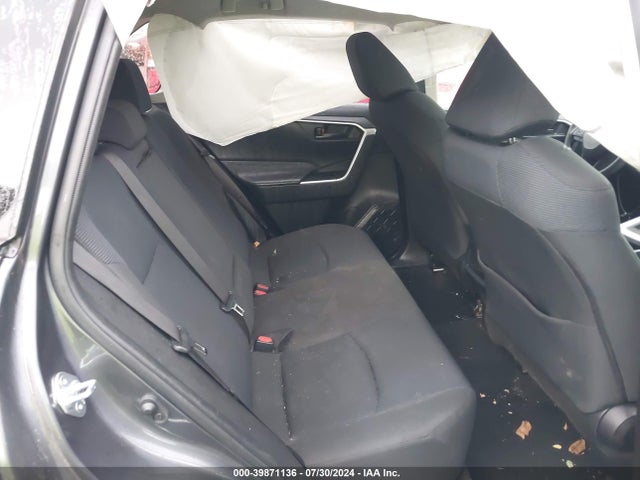 Toyota RAV4 LE 2019 JTMF1RFV3KD024741 Image 8