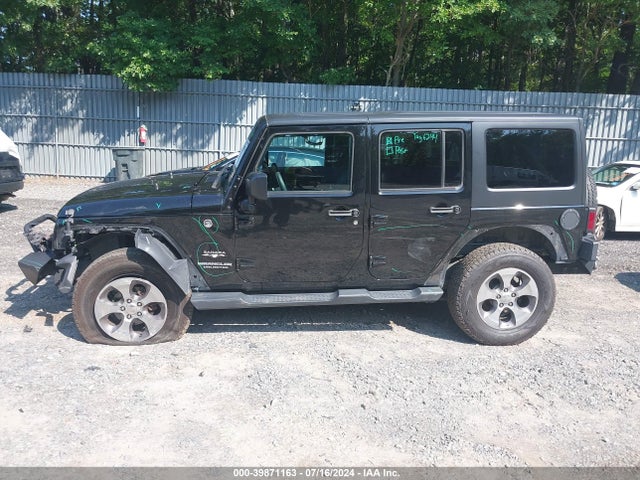1C4BJWEG4HL573041 Jeep Wrangler Unlimited Sahara 4x4