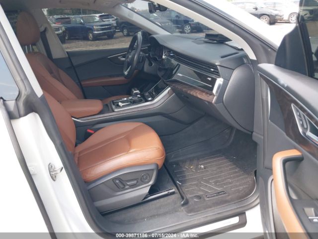 WA1CVAF13KD019734 Audi Q8 55 Premium