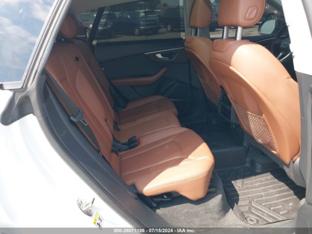 WA1CVAF13KD019734 Audi Q8 55 Premium