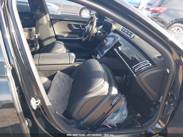 W1K6G6DB8PA224051 Mercedes-Benz S 500 4matic