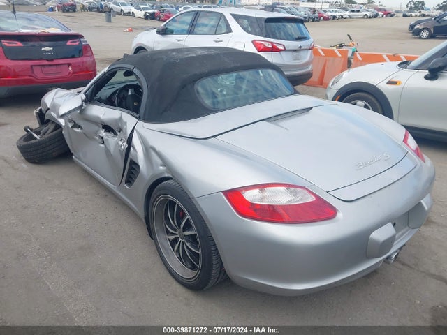 2005 PORSCHE BOXSTER WP0CB29825U730536 Photo 2
