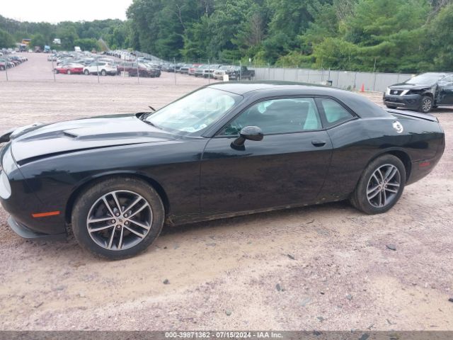 2C3CDZGG4KH607238 Dodge Challenger Sxt Awd