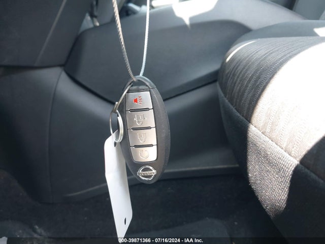 Nissan ROGUE SV 2017 5N1AT2MV2HC884493 Image 11