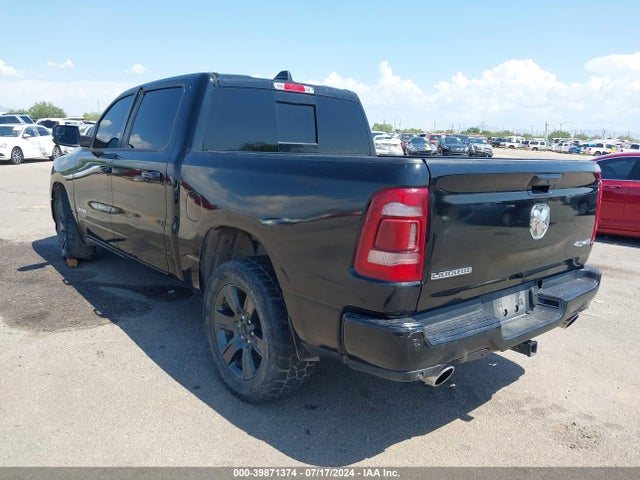 RAM 1500 Laramie  4x4 5'7 Box 2023 1C6SRFJT2PN657574 Image 3