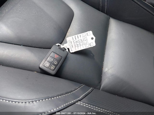YV4902RS2F2639403 Volvo Xc60 T6 R-design Platinum