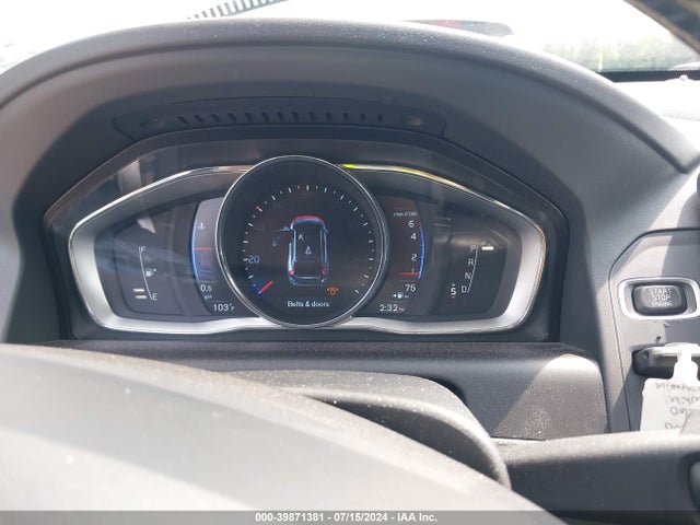 YV4902RS2F2639403 Volvo Xc60 T6 R-design Platinum