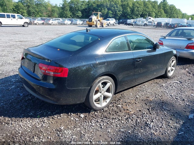 Продажа на аукционе авто 2010 Audi A5 2.0t Premium, vin: WAURFAFR6AA049262, номер лота: 39871464