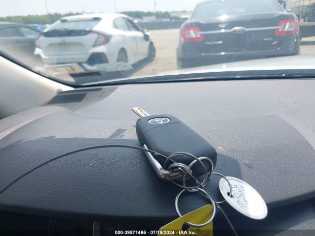 Toyota COROLLA LE 2020 5YFEPRAE8LP020703 Image 11