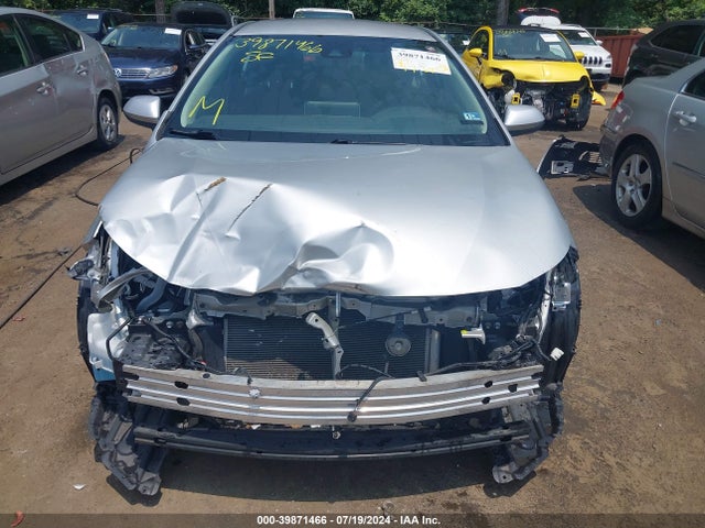 Toyota COROLLA LE 2020 5YFEPRAE8LP020703 Image 12