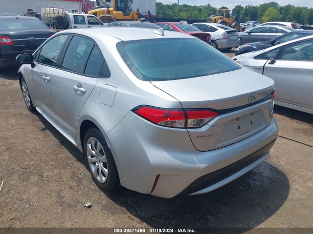 Toyota COROLLA LE 2020 5YFEPRAE8LP020703 Image 3
