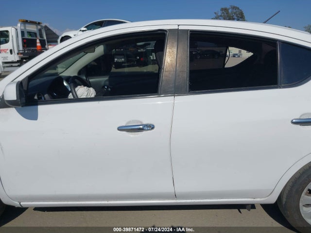 Nissan Versa 1.6 Sv 2019 3N1CN7AP5KL832753 Image 14