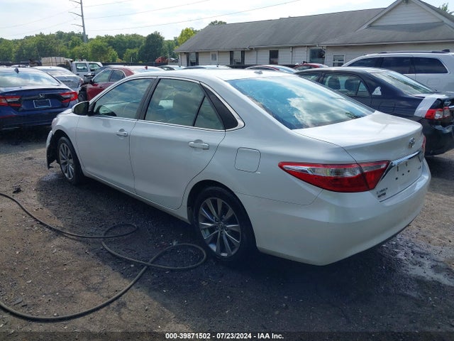 Toyota CAMRY XLE 2015 4T1BF1FK0FU876683 Image 3