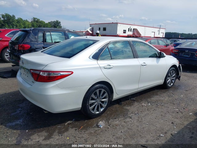 Toyota CAMRY XLE 2015 4T1BF1FK0FU876683 Image 4