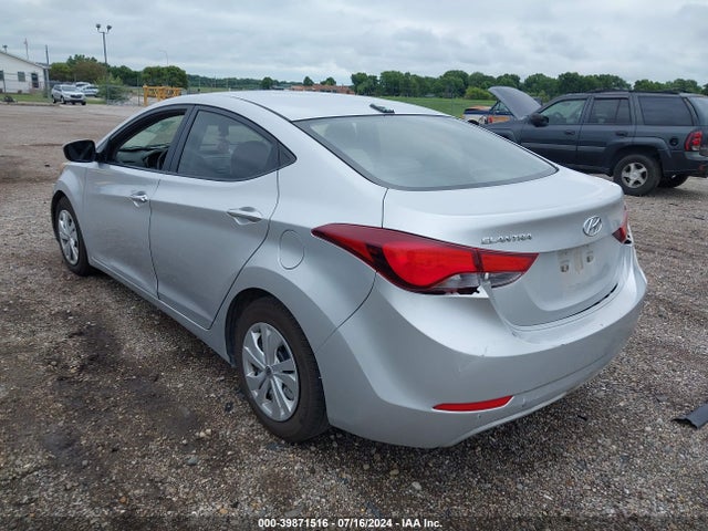 Hyundai ELANTRA SE 2016 5NPDH4AEXGH664542 Image 3