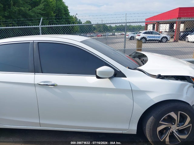 Honda ACCORD LX 2017 1HGCR2F35HA183712 Image 13