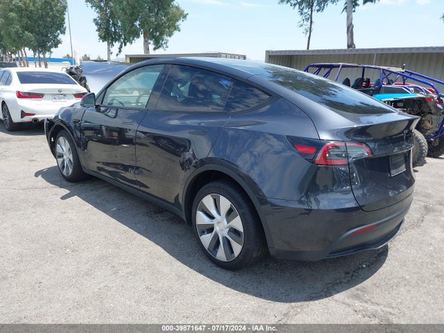 Tesla Model Y Long Range/rwd 2024 7SAYGDED2RF050935 Image 3