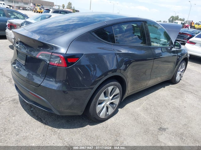 Tesla Model Y Long Range/rwd 2024 7SAYGDED2RF050935 Image 4