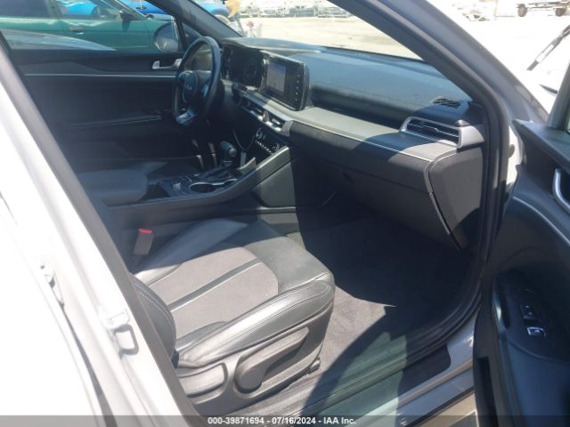 5XXG64J29NG133818 KIA K5 Gt-line