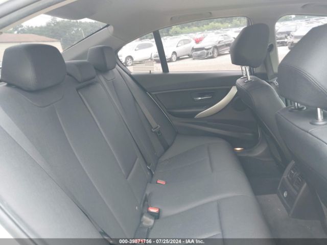 WBA8E5G57JNV02718 BMW 320i Xdrive