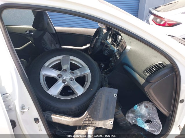 KIA Optima Lx 2015 KNAGM4A77F5633917 Image 5