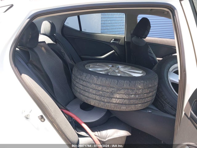 KIA Optima Lx 2015 KNAGM4A77F5633917 Image 8