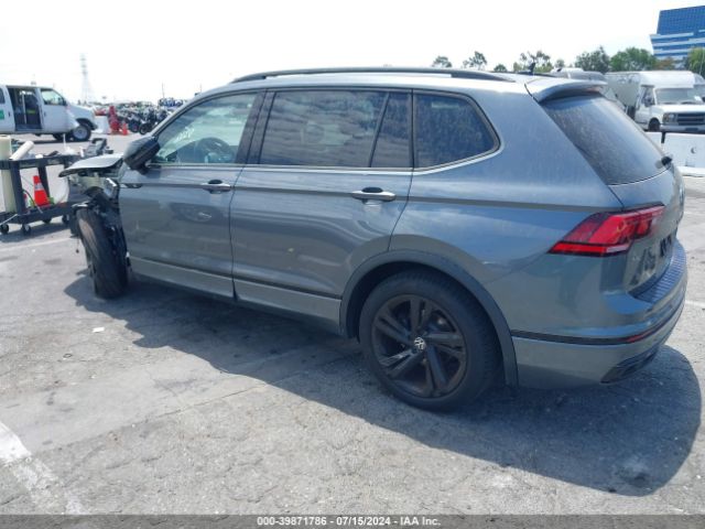 3VVCB7AX6PM111978 Volkswagen Tiguan 2.0t Se R-line Black