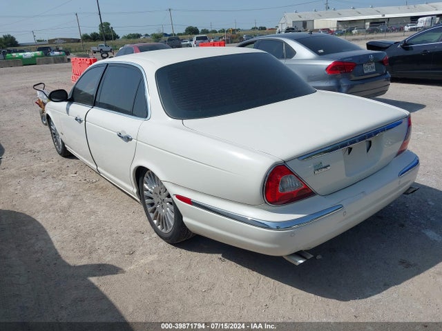 2007 JAGUAR XJ SAJWA82B57SH16058 Photo 2