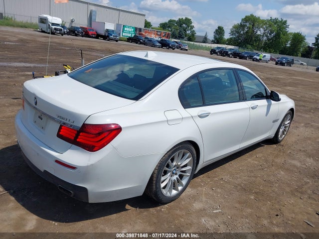 BMW 750li Xdrive 2015 WBAYF8C51FD654690 Image 4