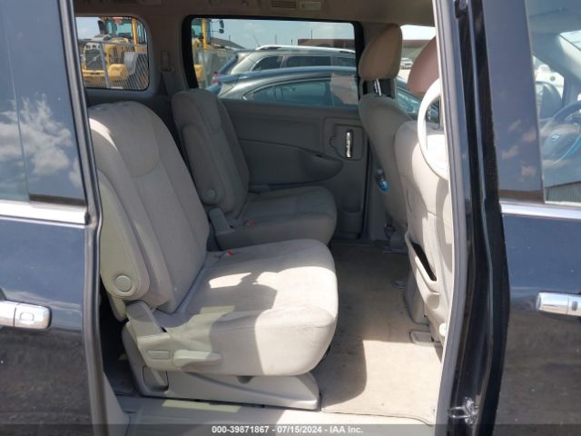 JN8AE2KP0F9125682 Nissan Quest Sv