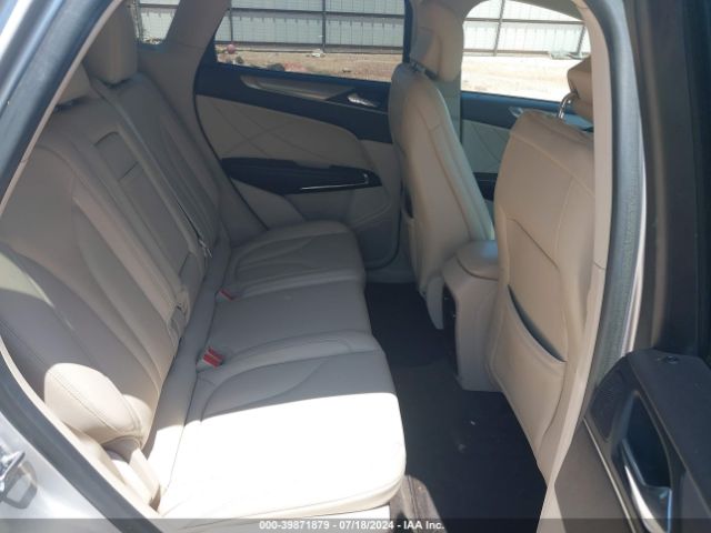 5LMCJ1C92JUL12575 Lincoln Mkc Premiere